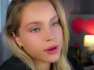 Amiblue's Live Sex Cam Show