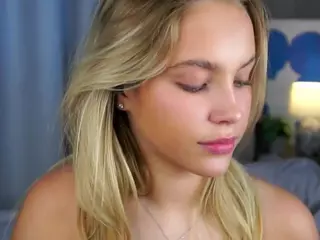 Amiblue's Live Sex Cam Show
