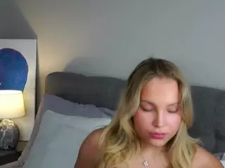 Amiblue's Live Sex Cam Show