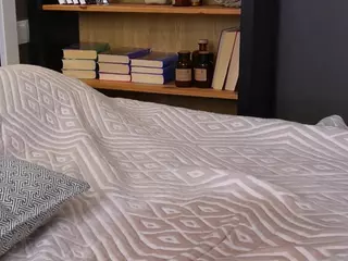 QuennaGales's Live Sex Cam Show