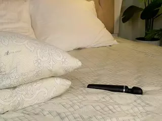 QuennaGales's Live Sex Cam Show