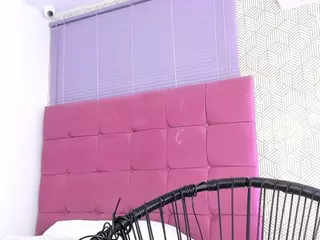quianna-1's Live Sex Cam Show