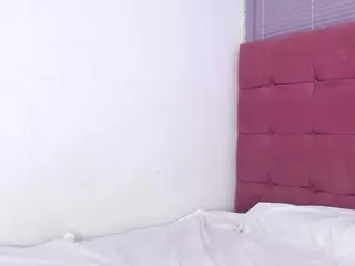 quianna-1's Live Sex Cam Show