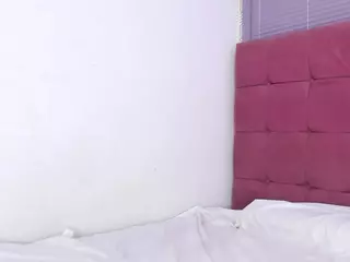 quianna-1's Live Sex Cam Show