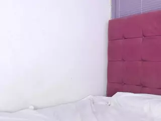 quianna-1's Live Sex Cam Show