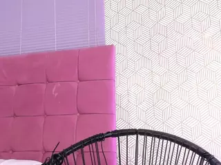quianna-1's Live Sex Cam Show