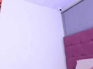 quianna-1's Live Sex Cam Show