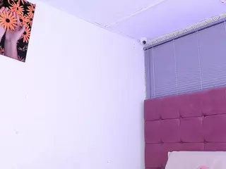 quianna-1's Live Sex Cam Show