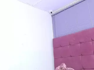 quianna-1's Live Sex Cam Show