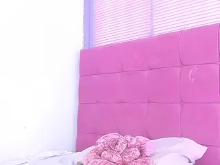 quianna-1's Live Sex Cam Show