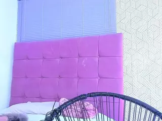quianna-1's Live Sex Cam Show