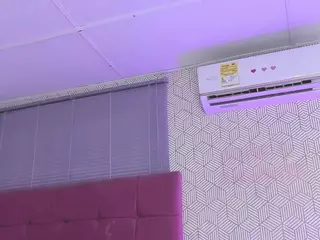 quianna-1's Live Sex Cam Show