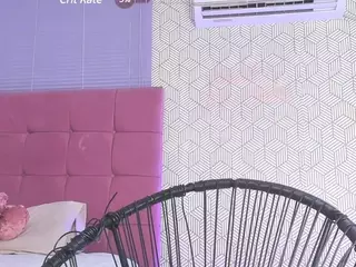 quianna-1's Live Sex Cam Show