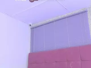 quianna-1's Live Sex Cam Show