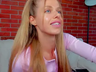Alice's Live Sex Cam Show