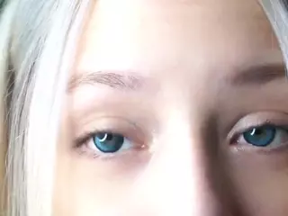 AntoniaHey's Live Sex Cam Show