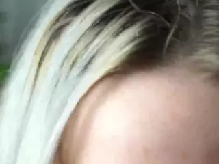 AntoniaHey's Live Sex Cam Show