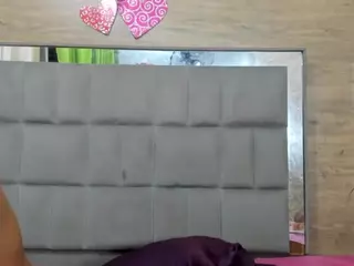 Kiara's Live Sex Cam Show