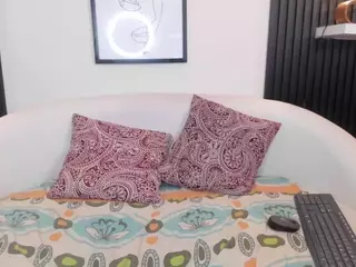 Cloe-adams's Live Sex Cam Show