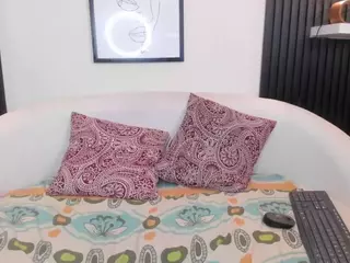 Cloe-adams's Live Sex Cam Show