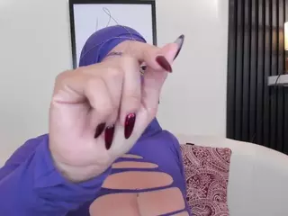 Cloe-adams's Live Sex Cam Show