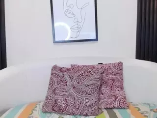 Cloe-adams's Live Sex Cam Show