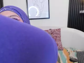 Cloe-adams's Live Sex Cam Show