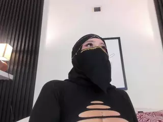 Cloe-adams's Live Sex Cam Show