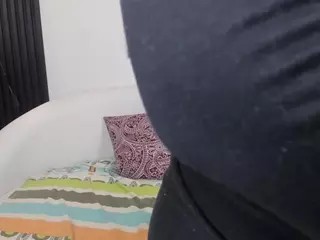 Cloe-adams's Live Sex Cam Show