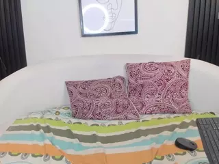 Cloe-adams's Live Sex Cam Show