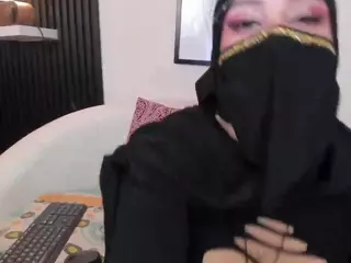 Cloe-adams's Live Sex Cam Show