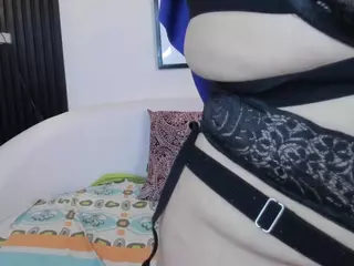 Cloe-adams's Live Sex Cam Show