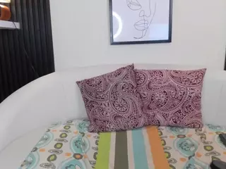 Cloe-adams's Live Sex Cam Show
