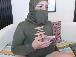 Cloe-adams's Live Sex Cam Show
