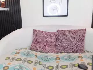 Cloe-adams's Live Sex Cam Show
