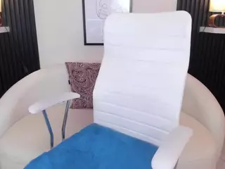 Cloe-adams's Live Sex Cam Show