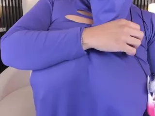 Cloe-adams's Live Sex Cam Show