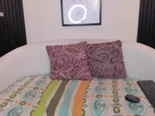 Cloe-adams's Live Sex Cam Show