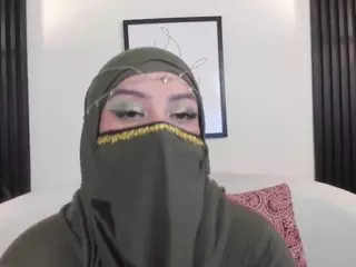 Cloe-adams's Live Sex Cam Show