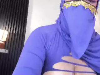 Cloe-adams's Live Sex Cam Show