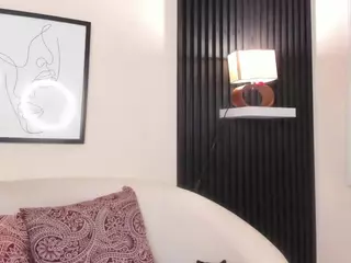Cloe-adams's Live Sex Cam Show