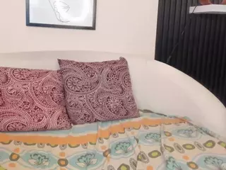 Cloe-adams's Live Sex Cam Show