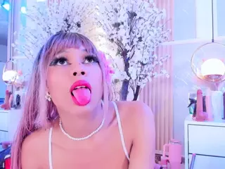 SalomeBenz's Live Sex Cam Show