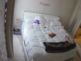 voyeurcam-whitneyoc-01's Live Sex Cam Show