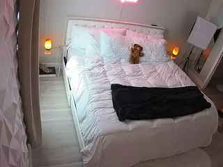 voyeurcam-whitneyoc-01's Live Sex Cam Show
