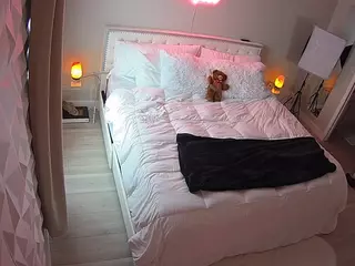 voyeurcam-whitneyoc-01's Live Sex Cam Show