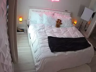 voyeurcam-whitneyoc-01's Live Sex Cam Show