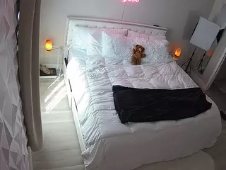 voyeurcam-whitneyoc-01's Live Sex Cam Show