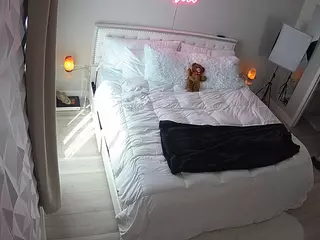 voyeurcam-whitneyoc-01's Live Sex Cam Show