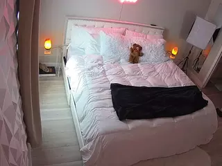 voyeurcam-whitneyoc-01's Live Sex Cam Show